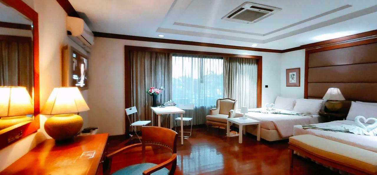 Asias Boutique Club /The Homestays Rangsit Esterno foto