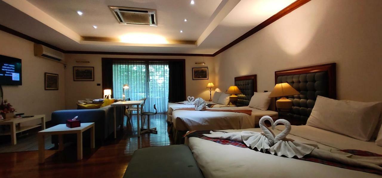 Asias Boutique Club /The Homestays Rangsit Esterno foto