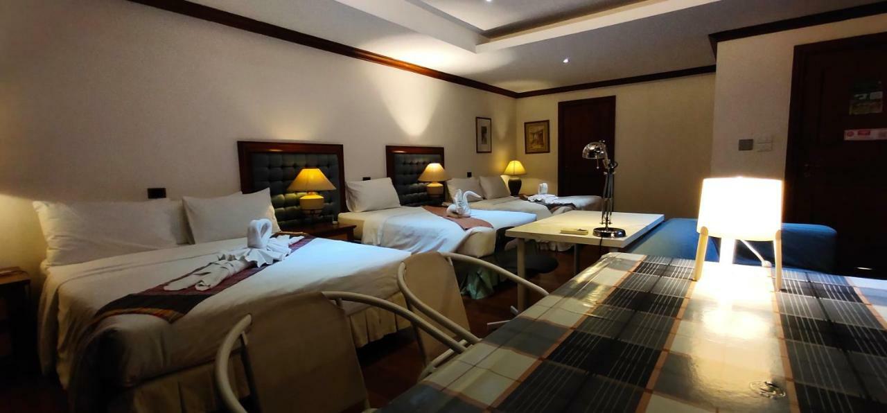 Asias Boutique Club /The Homestays Rangsit Esterno foto